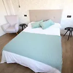 Apartament Pluma Y Espada *