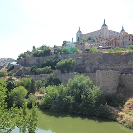 Pluma Y Espada Appartement *