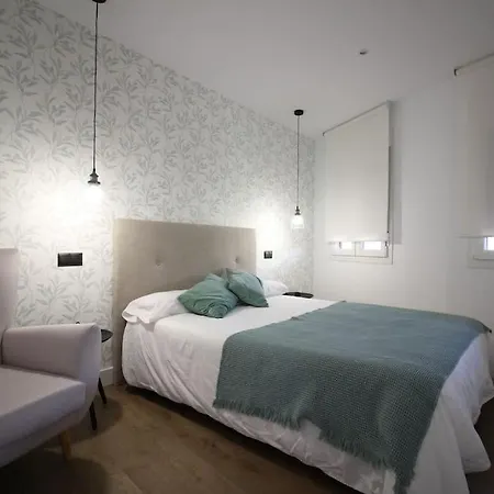 Apartman Pluma Y Espada *