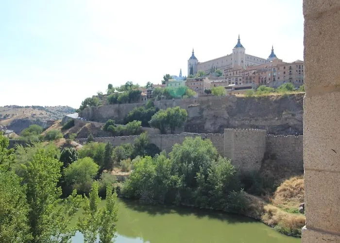 Pluma Y Espada Apartment *