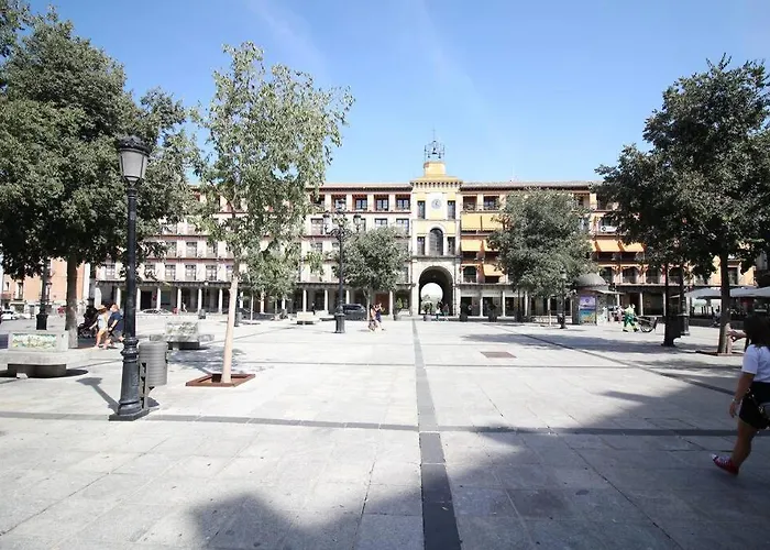 Pluma Y Espada * Toledo